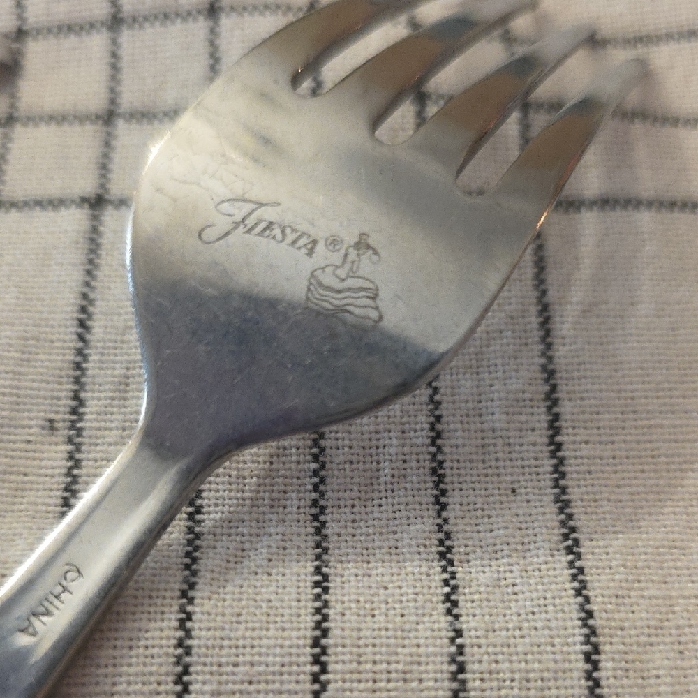 FiestFiestaware Multicolor Flatware Set - Picture 4 of 11